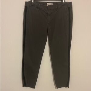 Nili Lotan Gray Cropped Pants with Black Stripe